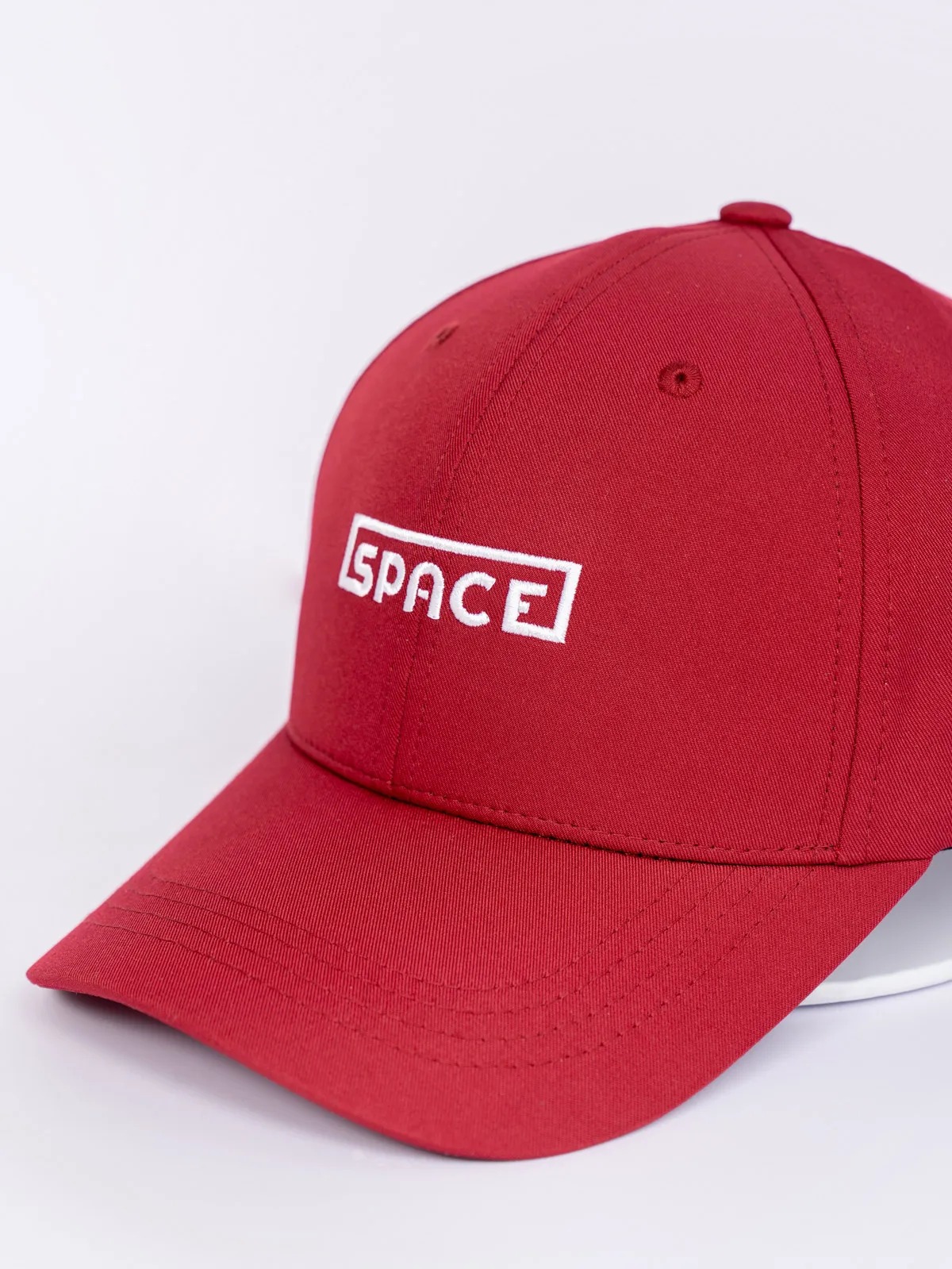 Mũ Lưỡi Trai Thêu Space Màu Đỏ